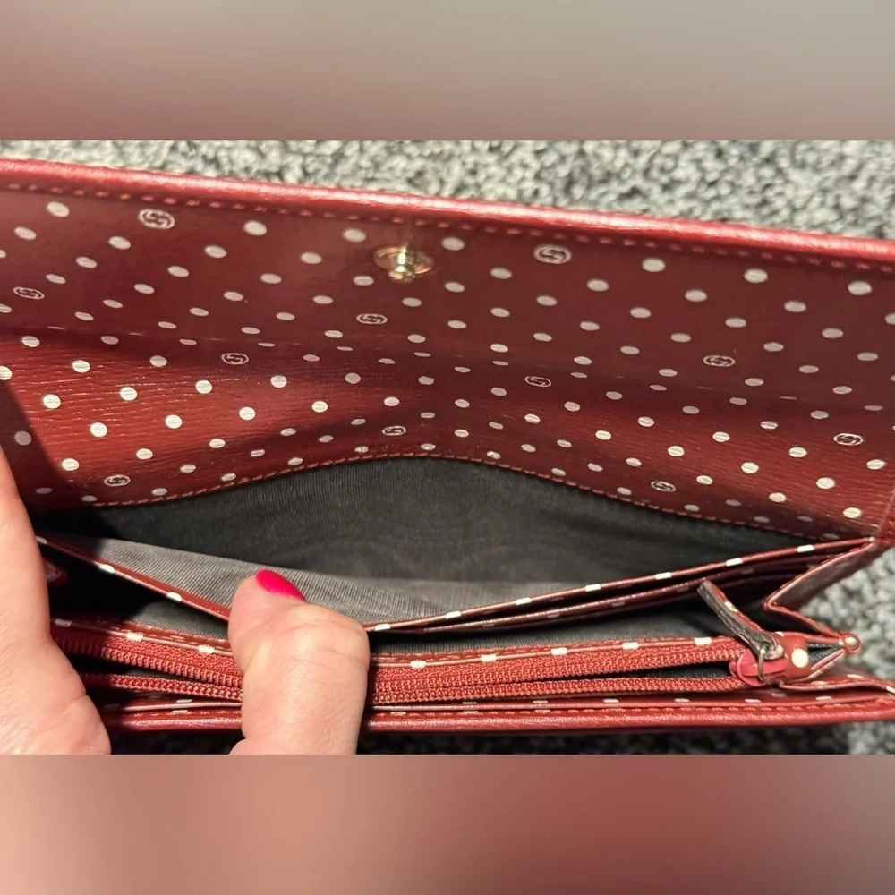 Gucci leather continental dark red wallet